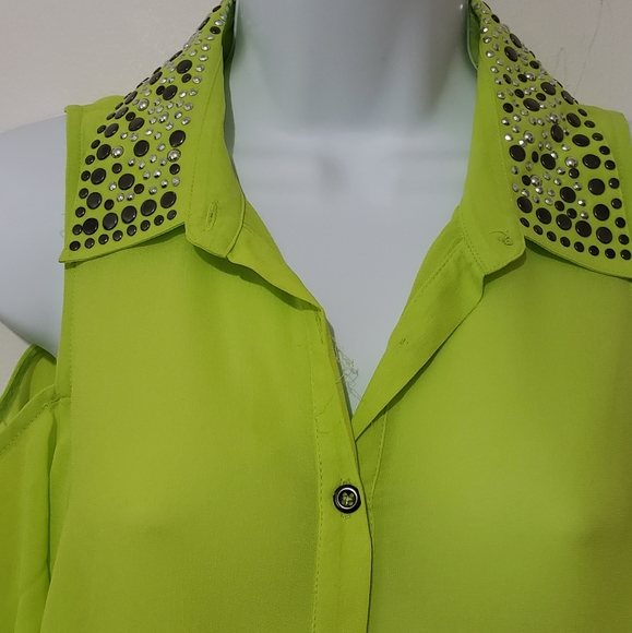 Bongo Ladies Blouse Cold Shoulder Size Large Green Studded Semi-Sheer - Picture 4 of 7